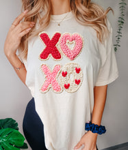 Load image into Gallery viewer, XOXO yarn