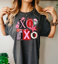 Load image into Gallery viewer, XOXO collage