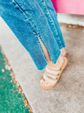 Load image into Gallery viewer, Maya straight side slit jeans