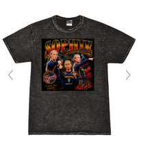 Load image into Gallery viewer, Sophie pointing collage tee