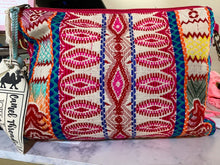Load image into Gallery viewer, Camel Threads Totes