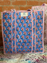 Load image into Gallery viewer, Quilted totes
