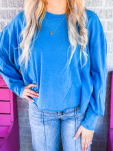 Load image into Gallery viewer, Washed Oversized Long Sleeve Top
