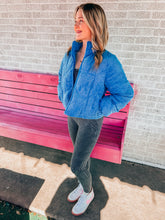 Load image into Gallery viewer, Corduroy puffer jacket
