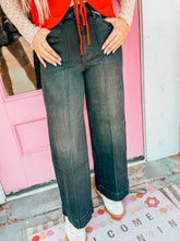 Load image into Gallery viewer, Black stretch high rise pin tuck wide leg jeans
