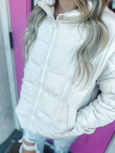 Load image into Gallery viewer, Puffer quilted jacket
