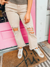 Load image into Gallery viewer, High rise distressed knees crop sand jeans
