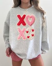Load image into Gallery viewer, XOXO yarn
