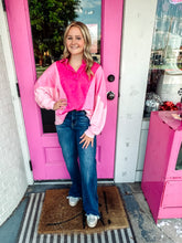 Load image into Gallery viewer, High Rise Wide Leg Dark Wash Jeans
