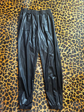 Load image into Gallery viewer, Black Jess Lea pants, Large
