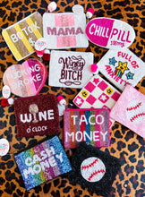 Load image into Gallery viewer, Beaded coin bags
