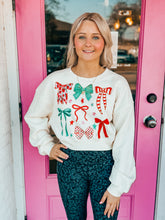 Load image into Gallery viewer, Holiday bow grid crop sweater
