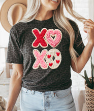 Load image into Gallery viewer, XOXO yarn
