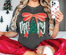 Load image into Gallery viewer, Merry Christmas tree bow
