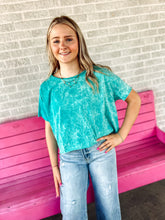 Load image into Gallery viewer, Acid wash raw edge crop tee
