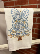 Load image into Gallery viewer, Christmas Tea Towels
