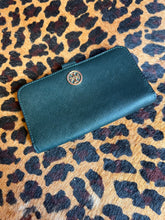Load image into Gallery viewer, Hunter Green Tory Burch Keychain/Wallet, Large
