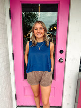 Load image into Gallery viewer, Acid wash elastic waist shorts
