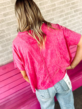 Load image into Gallery viewer, Acid wash raw edge crop tee
