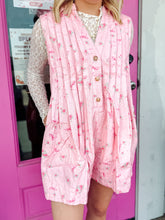Load image into Gallery viewer, Floral Pleated Collared Romper
