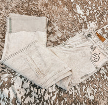 Load image into Gallery viewer, Gray acid wash distressed jeans
