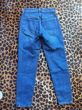 Load image into Gallery viewer, Denim Old Navy Jeans, 0
