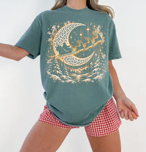 Load image into Gallery viewer, Leopard gold Santa sleigh moon

