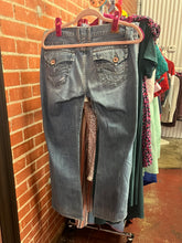 Load image into Gallery viewer, Denim lucky Jeans, 12
