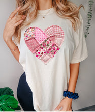 Load image into Gallery viewer, Quilted heart

