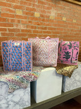 Load image into Gallery viewer, Quilted totes
