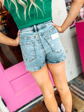 Load image into Gallery viewer, Light Denim skort
