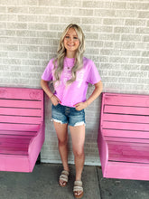 Load image into Gallery viewer, Mis rise medium wash button fly denim shorts

