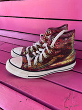 Load image into Gallery viewer, Sequin converse Shoes, Youth 5.5
