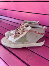 Load image into Gallery viewer, Rose Gold Shu Shop Shoes, 8.5
