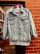 Load image into Gallery viewer, Denim Judith March Womens Shacket, Large
