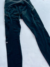 Load image into Gallery viewer, Black Lululemon Leggings, 8
