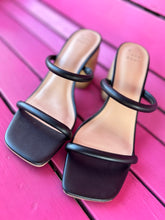 Load image into Gallery viewer, Black A New Day Shoes, 8.5
