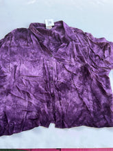 Load image into Gallery viewer, Purple LulaRoe Womens Top, Large
