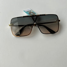 Load image into Gallery viewer, Boujee Aviators
