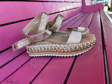 Load image into Gallery viewer, Beige River Island Shoes, 8
