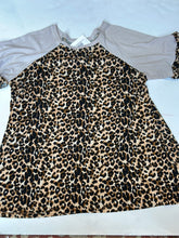 Load image into Gallery viewer, Leopard Southern Stitch Womens Top, XL
