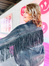 Load image into Gallery viewer, Andrée by Unit - PLUS Fringe Detail Denim Jacket PT10807
