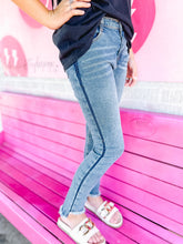 Load image into Gallery viewer, G4289 GIRLS JEANS
