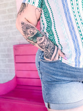 Load image into Gallery viewer, Judy Blue 2-tone yoke shorts 150143
