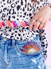 Load image into Gallery viewer, Judy Blue Hi-Rise Sun Embroidery Shorts 150112
