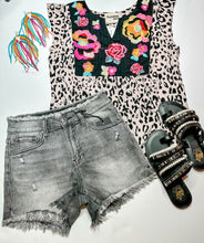 Load image into Gallery viewer, leopard Savanna Jane Womens Top, Large
