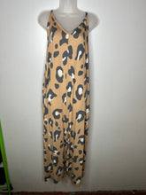Load image into Gallery viewer, Leopard Zenana Womens Dress, 2XL
