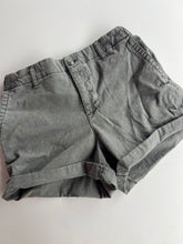 Load image into Gallery viewer, Gray Old Navy Shorts, 6
