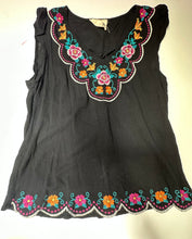 Load image into Gallery viewer, Black Savanna Jane Womens Top, Large
