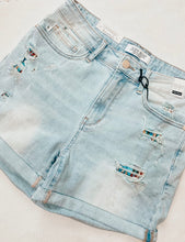 Load image into Gallery viewer, Judy Blue Aztec print pocket shorts 150137
